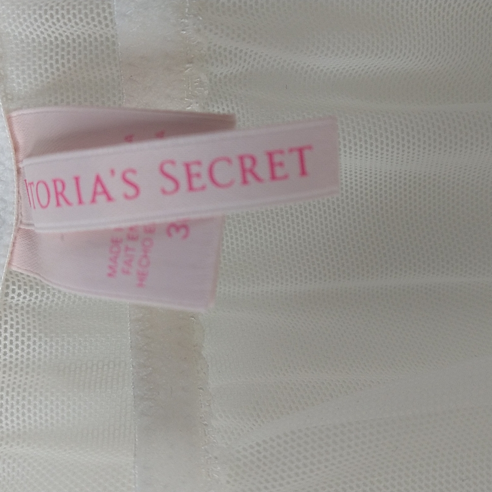 Victoria's Secret Off White Babydoll Lingerie Size: 36B - Picture 5 of 10